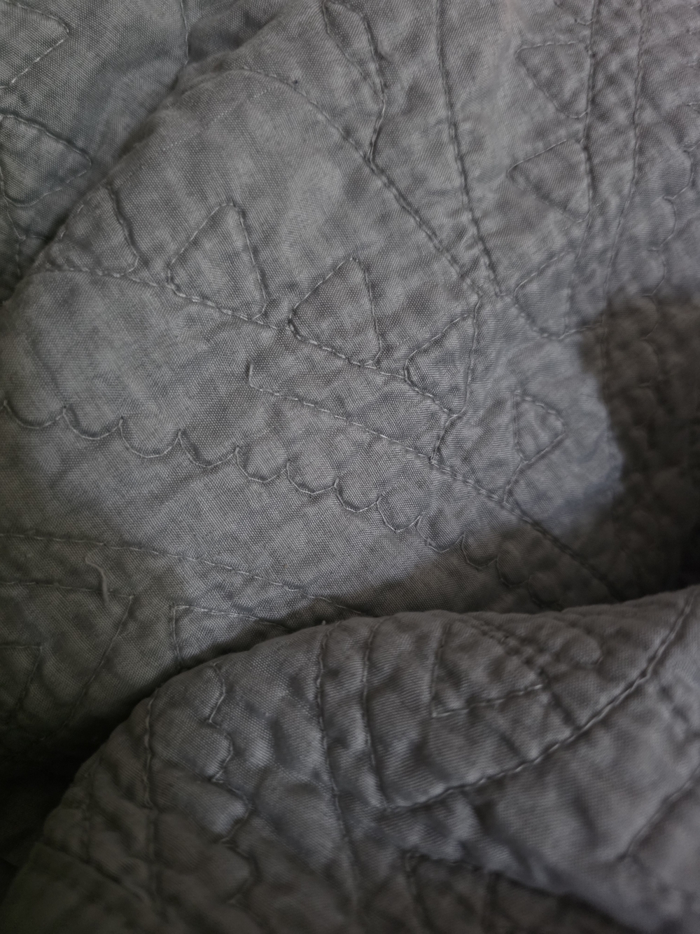 Opalhouse Medallion Stitch Gray Quilt